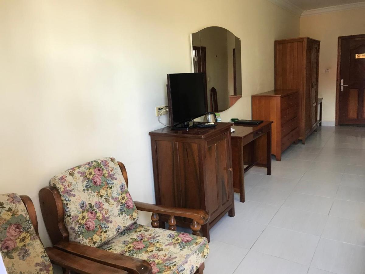 Don Bosco Hotel School Sihanoukville Extérieur photo